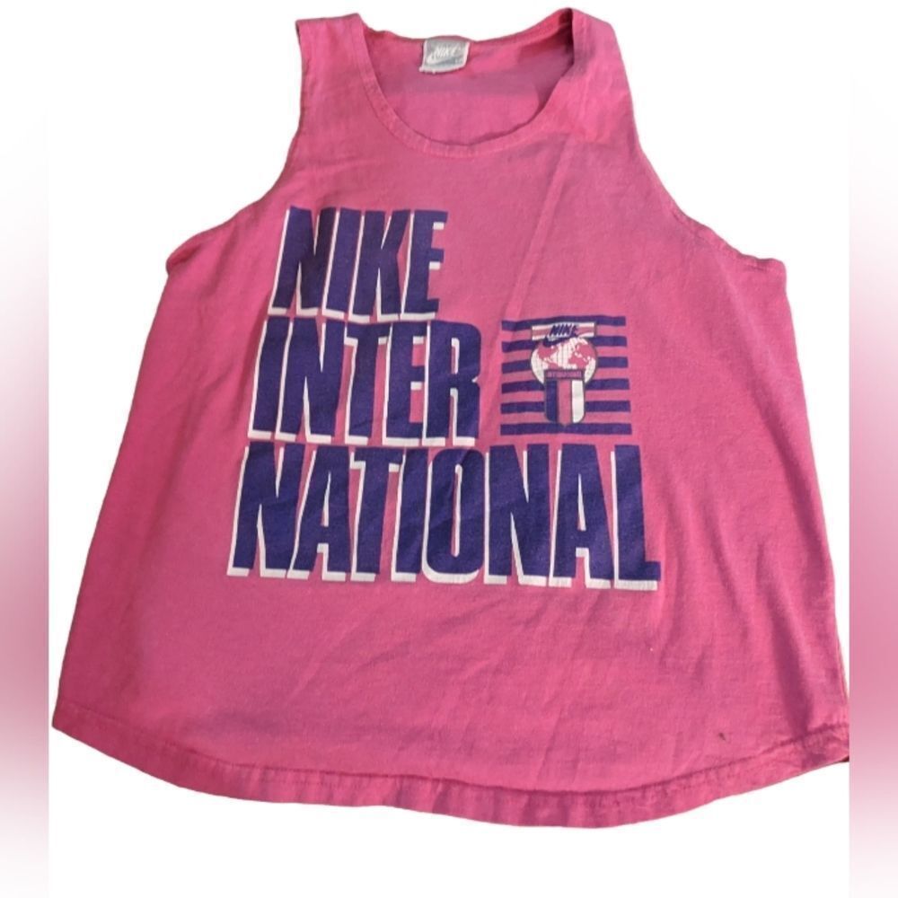 Nike International vintage pink tank top size medium 🤩